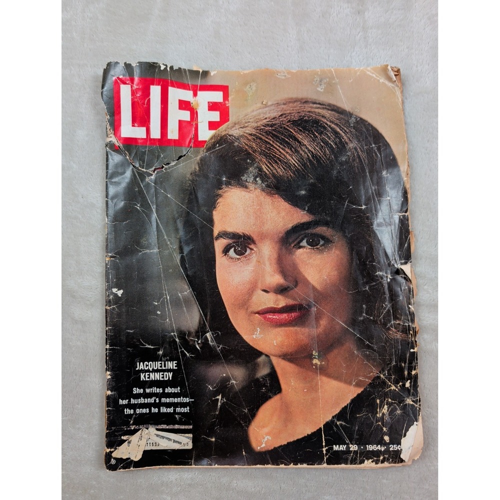 Vintage LIFE Magazine May 29 1964‎ Jacqueline Kennedy JFK Mementos Cover
